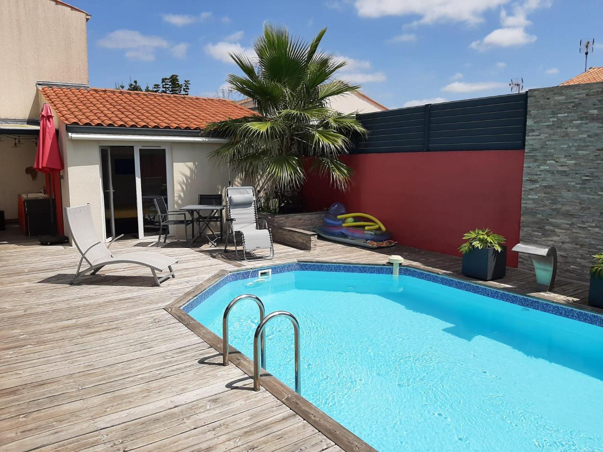 Studio Independant Chez L'Habitant Avec Piscine Et Cuisine Exterieures La Rochelle  Exterior foto